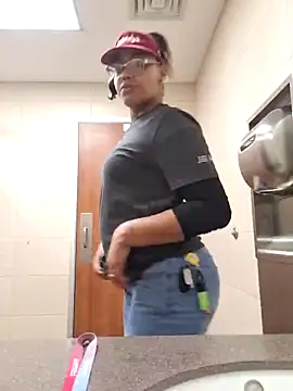 samone9 online show from 22, 2, 2025