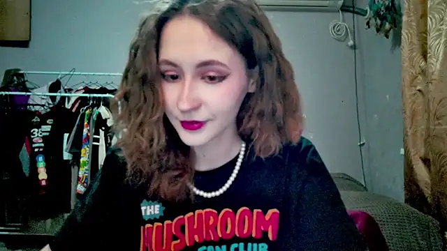 JoannaTompson online show from 15, 9, 2025