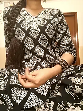 Snapshot of Ruchi-34 chatting on 16, 4, 2026 Ruchi-34 online show from 16, 4, 2026