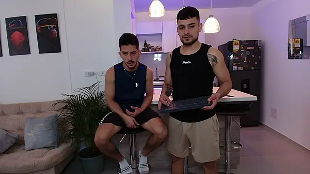 Snapshot of Aron-santoro chatting on 11, 3, 2026 Aron-santoro online show from 11, 3, 2026