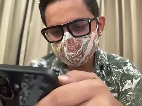 slavekinky001 online show from 13, 4, 2026