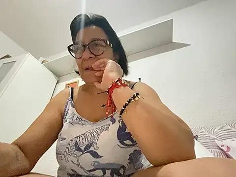 sweeviolet online show from 5, 5, 2026