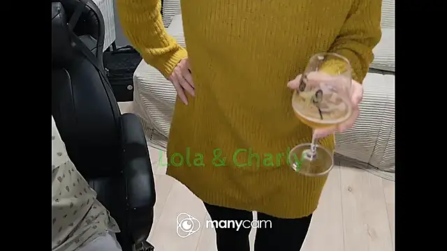 lolacharlyxh online show from 22, 11, 2025