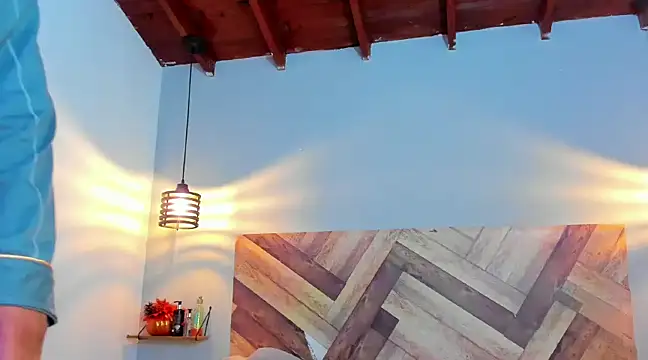 Snapshot of EmmilyBrant chatting on 10, 1, 2025 EmmilyBrant online show from 10, 1, 2025