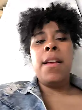 Snapshot of EmmilyBrant chatting on 15, 3, 2025 EmmilyBrant online show from 15, 3, 2025