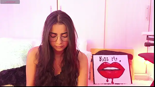 Snapshot of Yues050600 chatting on 19, 1, 2025 Yues050600 online show from 19, 1, 2025