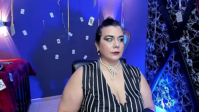martina foxy  online show from 24, 10, 2025