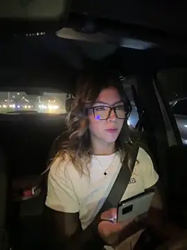 Mila Morgan online show from 22, 3, 2025