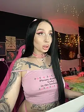 Snapshot of Molly__Moon chatting on 10, 12, 2024 Molly  Moon online show from 10, 12, 2024