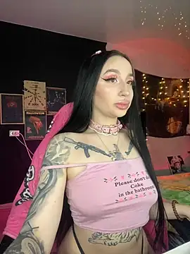 Snapshot of Molly__Moon chatting on 11, 12, 2024 Molly  Moon online show from 11, 12, 2024