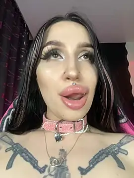 Snapshot of Molly__Moon chatting on 29, 12, 2024 Molly  Moon online show from 29, 12, 2024