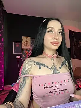 Snapshot of Molly__Moon chatting on 21, 2, 2025 Molly  Moon online show from 21, 2, 2025