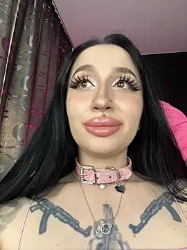 Snapshot of Molly__Moon chatting on 12, 3, 2025 Molly  Moon online show from 12, 3, 2025