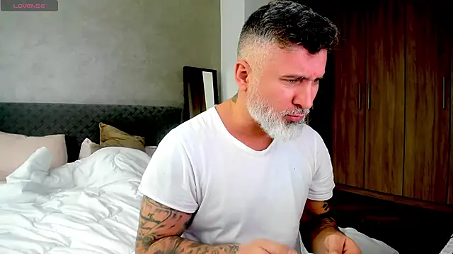 Snapshot of BlowMyXXL chatting on 15, 2, 2025 BlowMyXXL online show from 15, 2, 2025