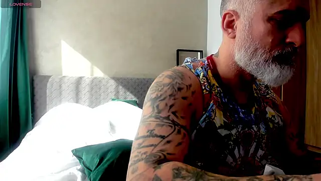 Snapshot of BlowMyXXL chatting on 7, 3, 2025 BlowMyXXL online show from 7, 3, 2025