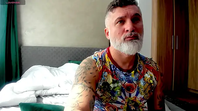 Snapshot of BlowMyXXL chatting on 7, 3, 2025 BlowMyXXL online show from 7, 3, 2025