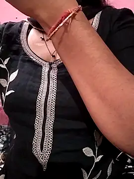 Cute nidhi online show from 6, 12, 2024