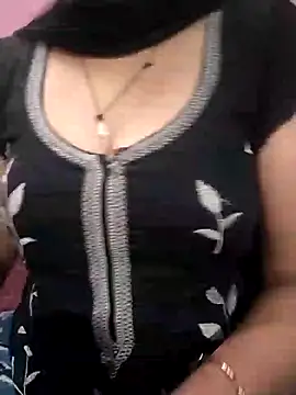 Cute nidhi online show from 31, 12, 2024