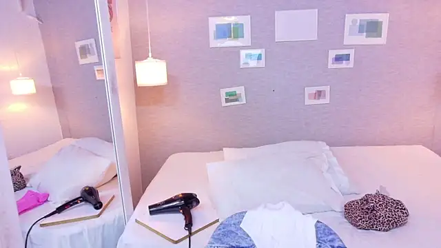 Cuckold lover69 online show from 2, 12, 2025