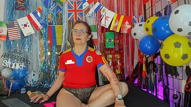 agatha ross26 online show from 27, 6, 2026