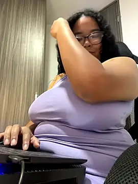 XMara online show from 10, 9, 2025