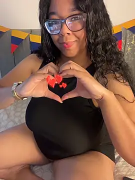 Snapshot of XMara chatting on 19, 6, 2026 XMara online show from 19, 6, 2026