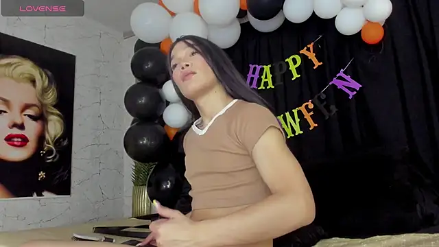 CloeRodriguez online show from 3, 11, 2025