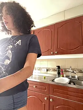 Snapshot of thaliacollins chatting on 14, 3, 2025 thaliacollins online show from 14, 3, 2025