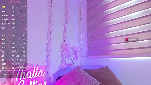 Snapshot of thaliacollins chatting on 21, 3, 2025 thaliacollins online show from 21, 3, 2025