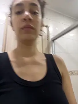 Snapshot of thaliacollins chatting on 30, 11, 2025 thaliacollins online show from 30, 11, 2025