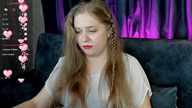 Megan Violer online show from 2, 12, 2024