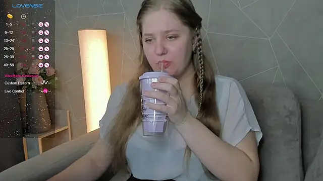 Megan Violer online show from 12, 12, 2024