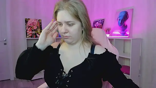 Megan Violer online show from 30, 6, 2026