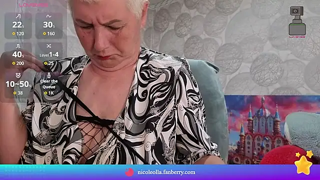 NicoleOlla online show from 7, 5, 2026