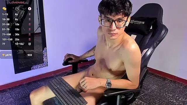 Snapshot of cute_diego_ chatting on 13, 2, 2025 cute diego online show from 13, 2, 2025