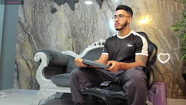 Liam Kleiin online show from 10, 3, 2025