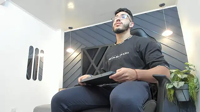 Liam Kleiin online show from 29, 9, 2025