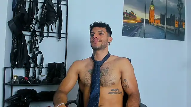 Snapshot of JuanBlade chatting on 23, 10, 2025 JuanBlade online show from 23, 10, 2025