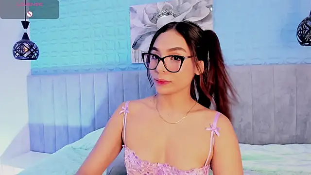 Snapshot of amira_cute2 chatting on 28, 7, 2026 amira cute2 online show from 28, 7, 2026