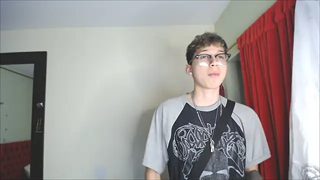 Snapshot of _Thomas_hot_ chatting on 20, 12, 2024  Thomas hot  online show from 20, 12, 2024