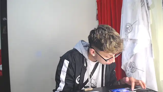 Snapshot of _Thomas_hot_ chatting on 8, 1, 2025  Thomas hot  online show from 8, 1, 2025