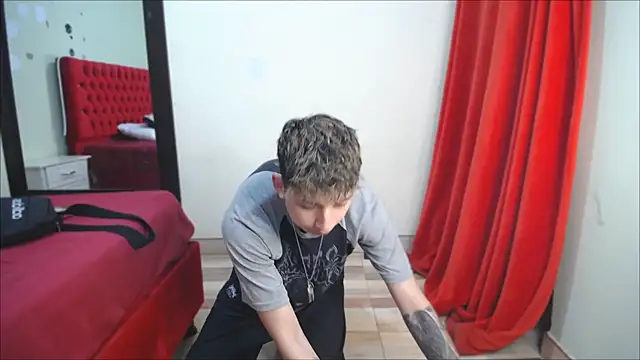 Snapshot of _Thomas_hot_ chatting on 26, 1, 2025  Thomas hot  online show from 26, 1, 2025