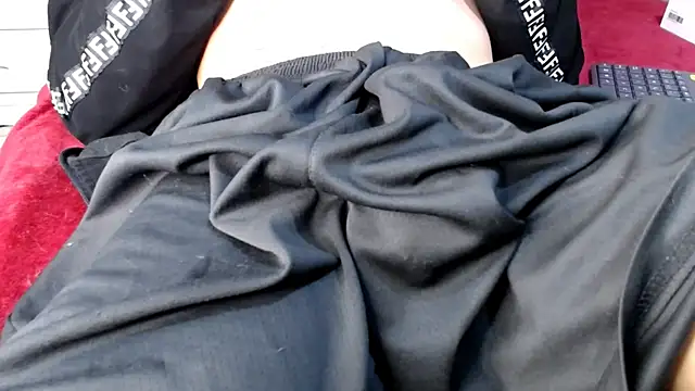 Snapshot of _Thomas_hot_ chatting on 12, 3, 2025  Thomas hot  online show from 12, 3, 2025