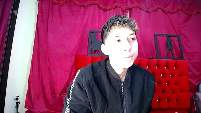 Snapshot of _Thomas_hot_ chatting on 13, 3, 2025  Thomas hot  online show from 13, 3, 2025