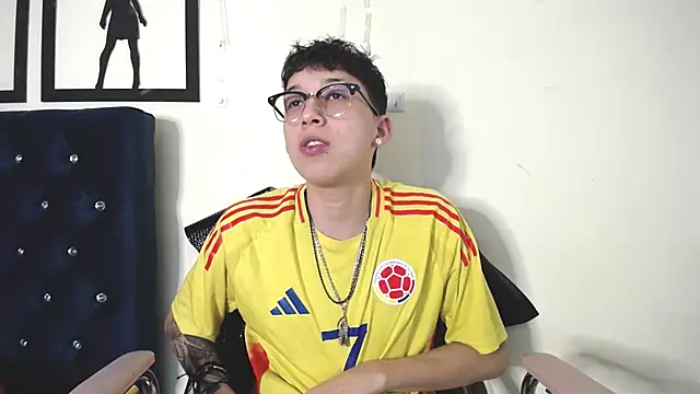 Snapshot of _Thomas_hot_ chatting on 10, 9, 2025  Thomas hot  online show from 10, 9, 2025