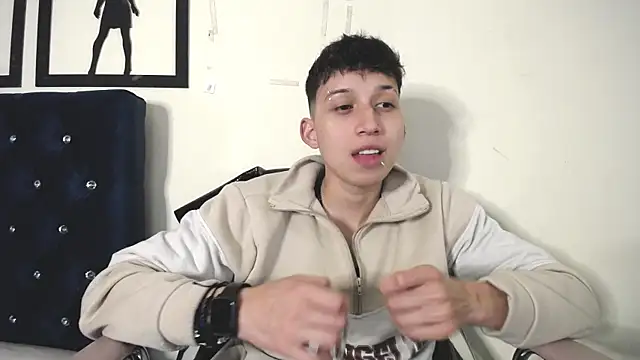 Snapshot of _Thomas_hot_ chatting on 18, 9, 2025  Thomas hot  online show from 18, 9, 2025