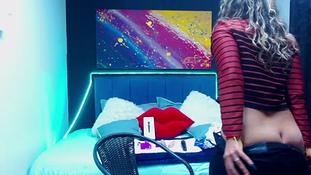 megan collins96 online show from 28, 2, 2025