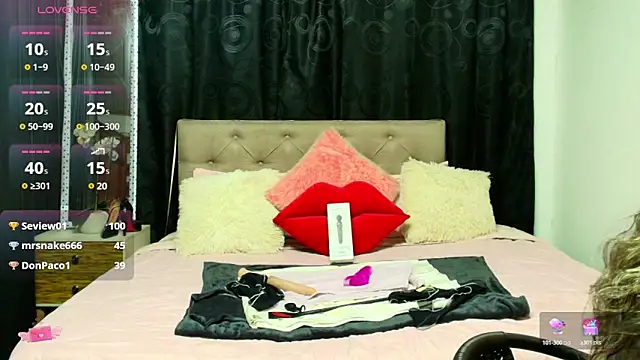 megan collins96 online show from 20, 3, 2025