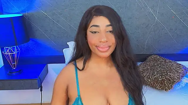 charlottebrowns  online show from 6, 3, 2025