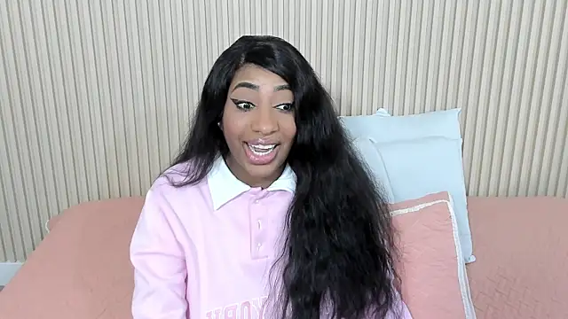 charlottebrowns  online show from 22, 11, 2025